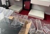 Στυλακια για βιτρίνες υποδηματων