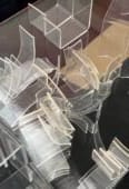 Στυλακια για βιτρίνες υποδηματων
